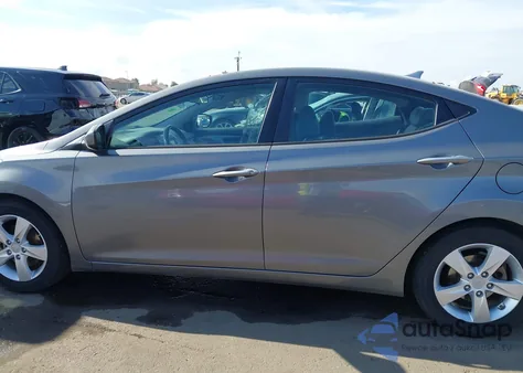 2013 Hyundai Elantra Gls z USA, uszkodzony, nr VIN 5NPDH4AE9DH295703